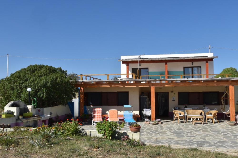 Eco Affittacamere Casa Maica Eco Guesthouse Stintino Exterior foto